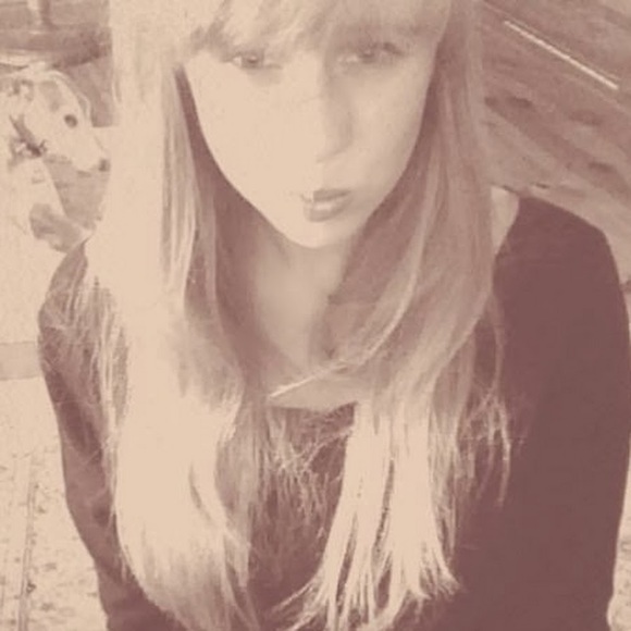 Meet your Posher, Klaudia - Picture 1 of 1