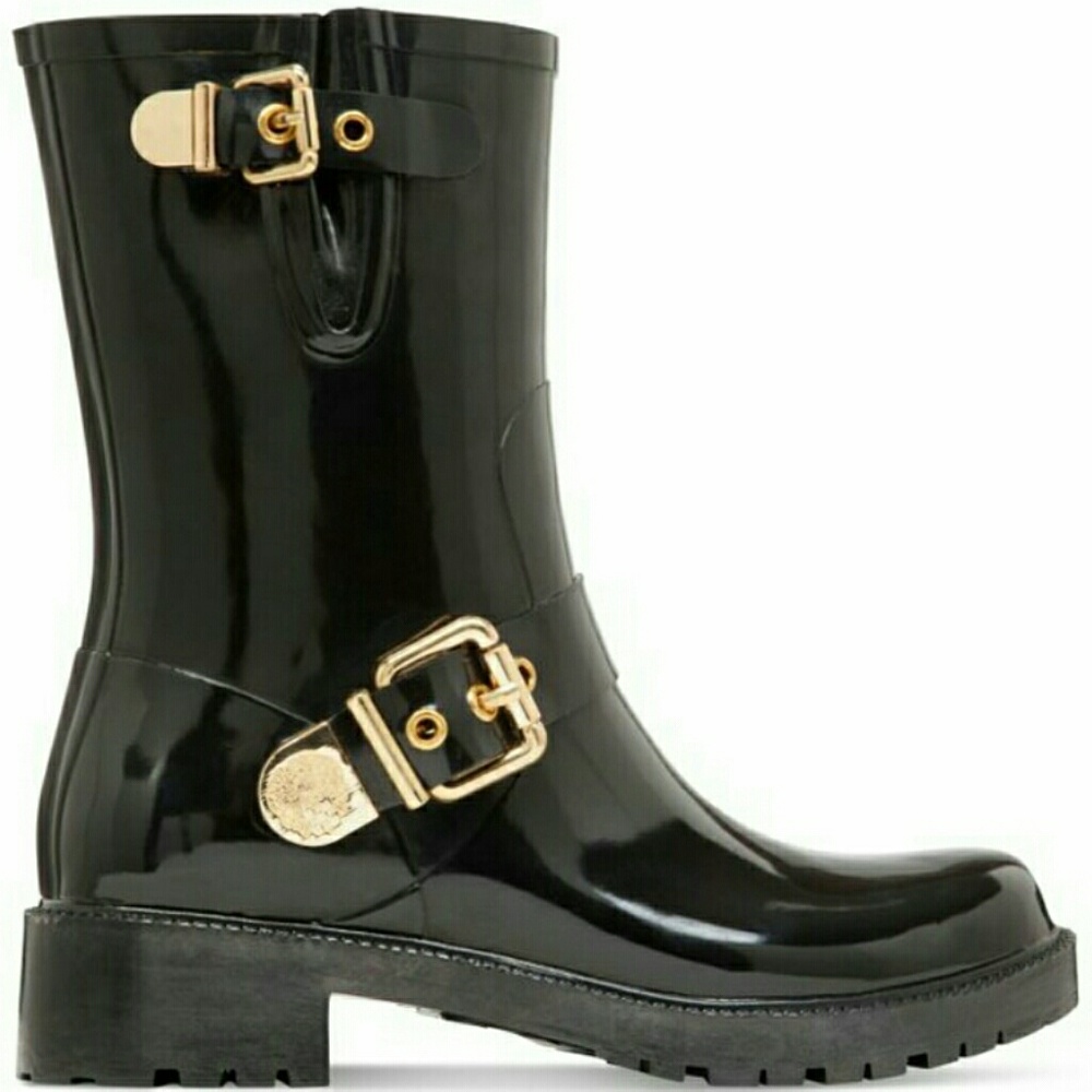 NWOT Vince Camuto Rain Boot