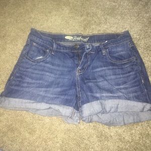 Boyfriend jean shorts