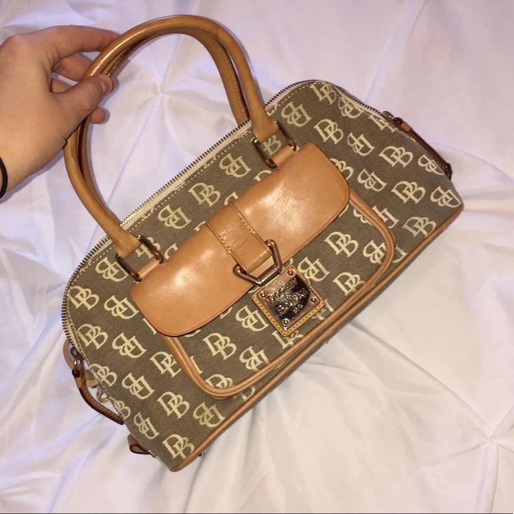 Dooney & Bourke purse