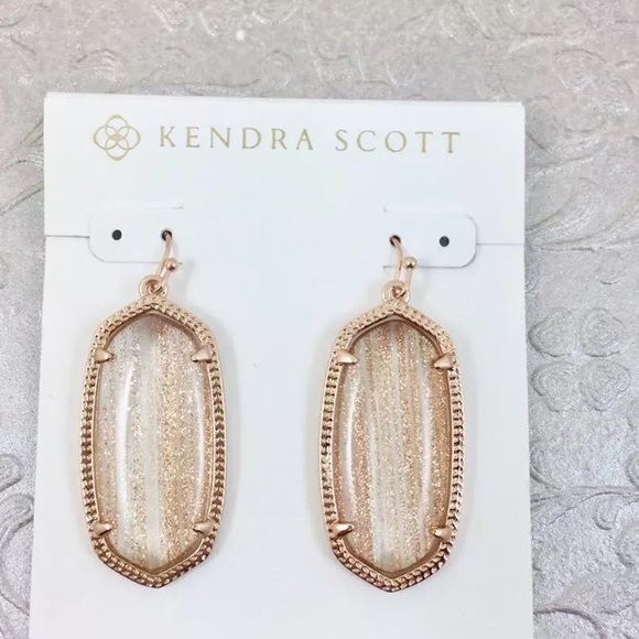 Kendra Scott Jewelry - NWOT Kendra Scott Elle Gold Dusted Rose Earrings