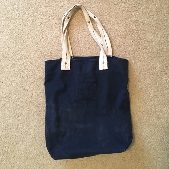 Hollister Tote Bag! - Picture 2 of 3
