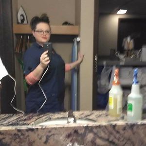 Meet your Posher, Nicole