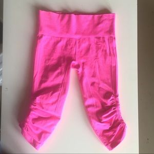 Lulu Lemon Hot Pink Cropped Yoga Pants