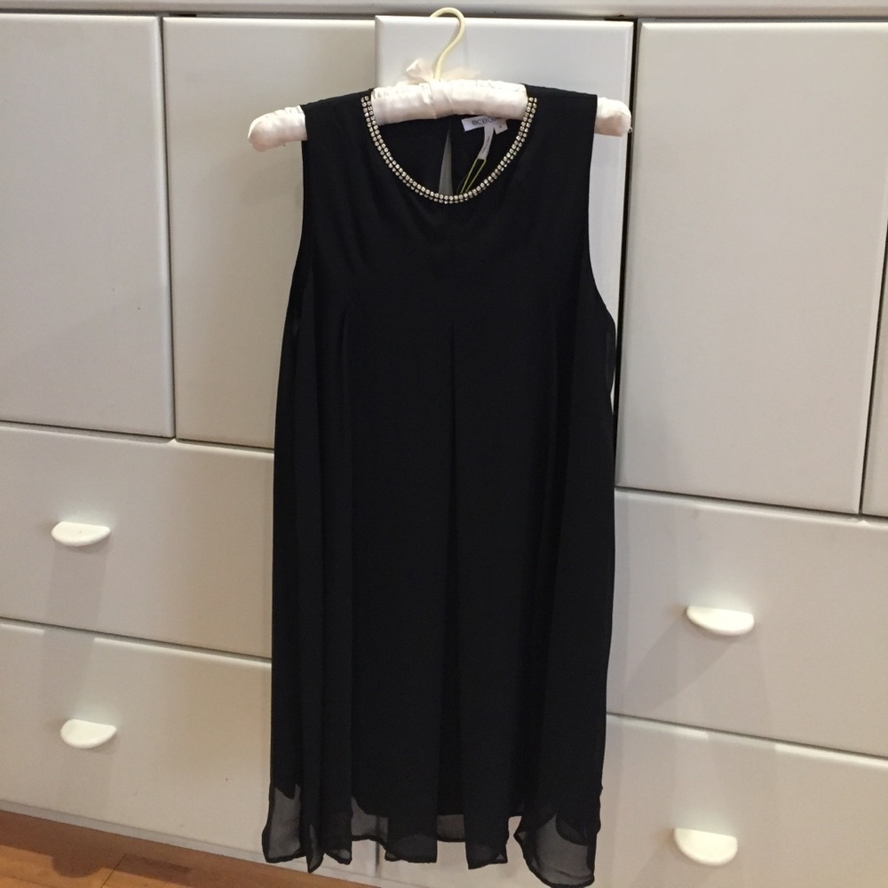 Sleeveless BCBG black dress