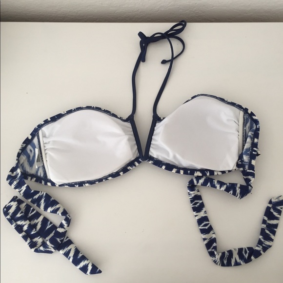 Converse - Navy + White Ikat Bikini Top - Picture 3 of 4