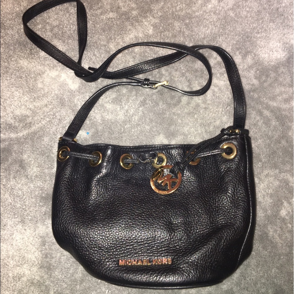 Michael Kors Bucket Bag