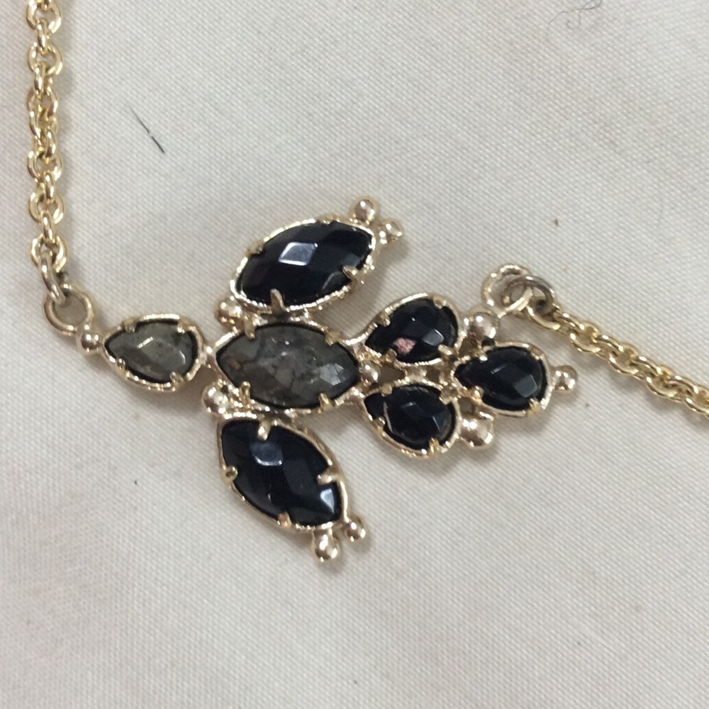 Extra photos- item already purchased