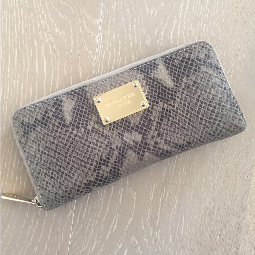 Michael Kors wallet