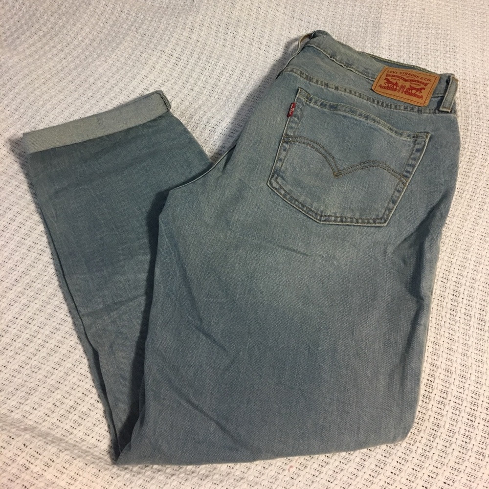 Levi's boyfriend fit Jean