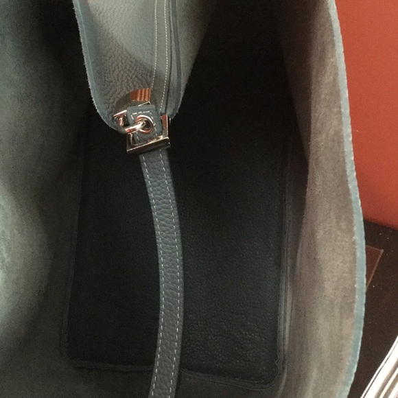 🎉🎉SOLD🎉🎉. Leather Picotin Handbag - Picture 4 of 4