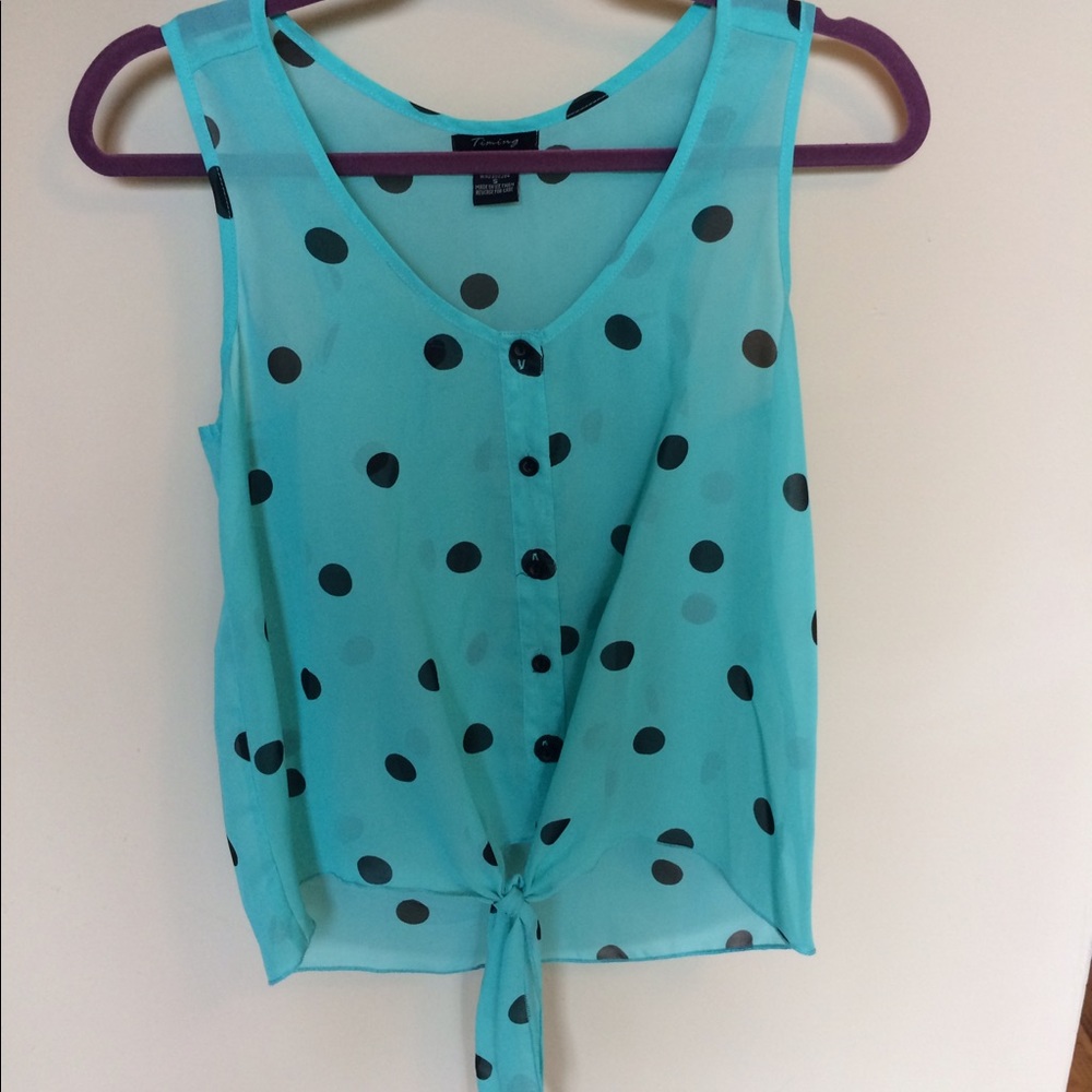 Polka dot top!