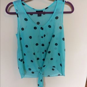 Polka dot top!