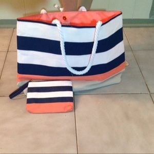 1 day sale❗️ tote and wristlet