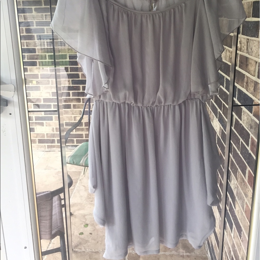 Light gray flowey dress