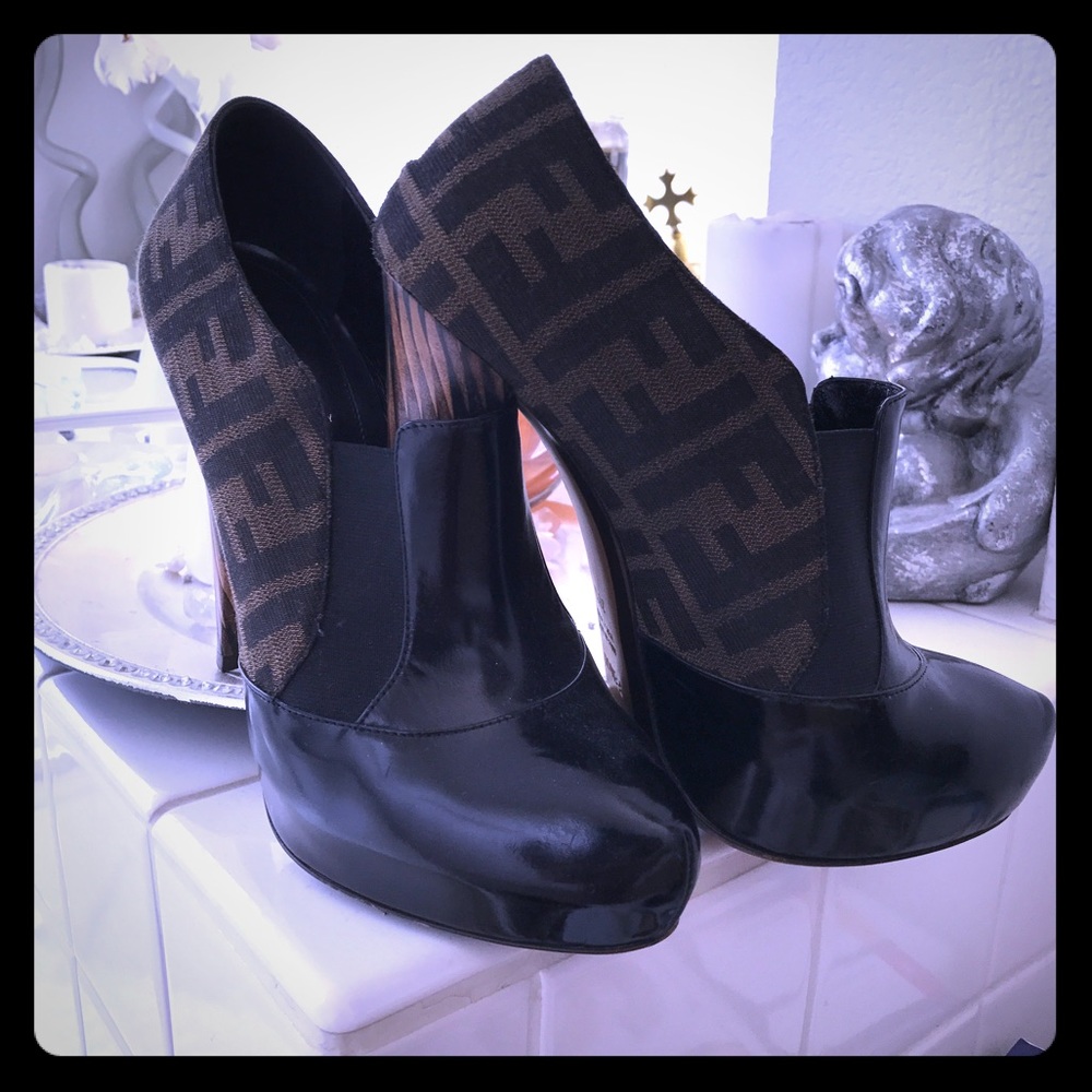100% authentic fendi booties