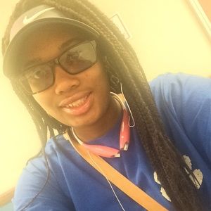 Meet your Posher, Marshae