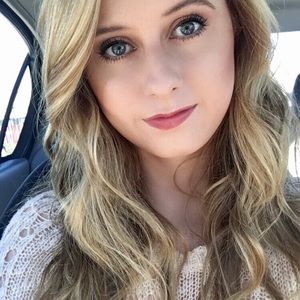 Meet your Posher, Ashleigh