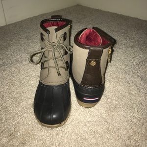 Tommy Hilfiger duck boots