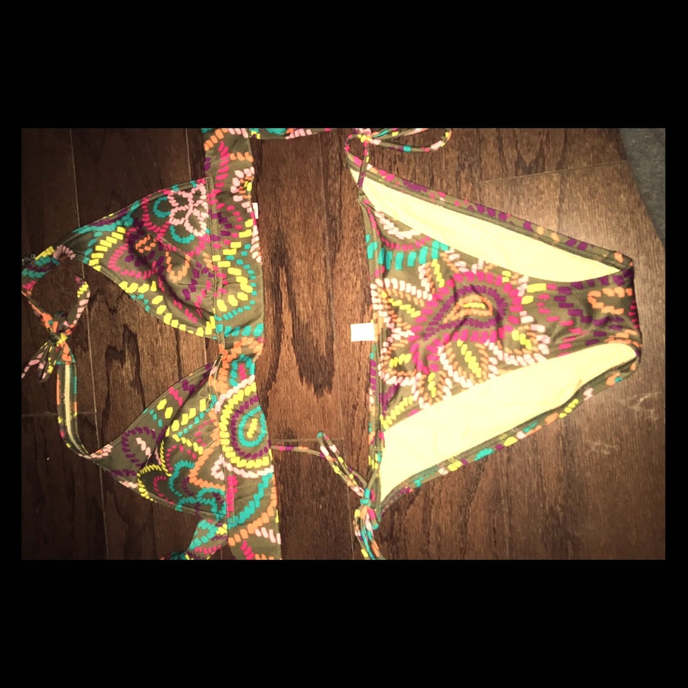 Swim suit