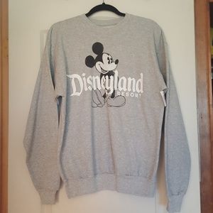 Disneyland Sweatshirt Size Medium