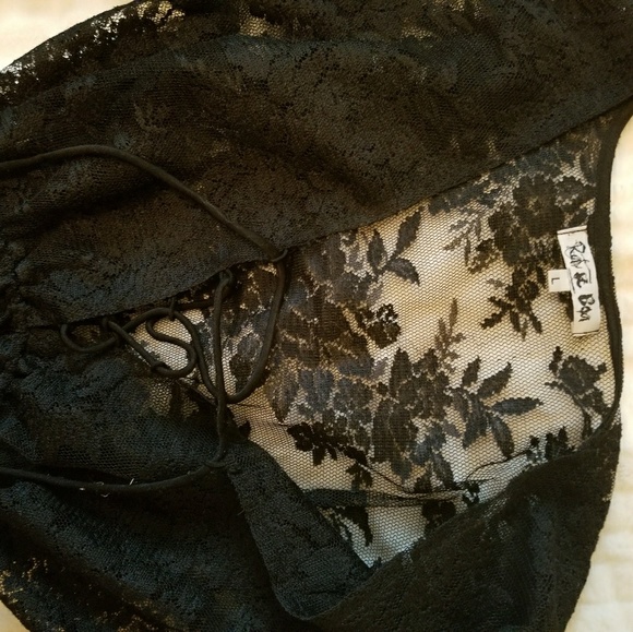 ***SOLD***Rat And Boa Lace Romper large New - Picture 5 of 6