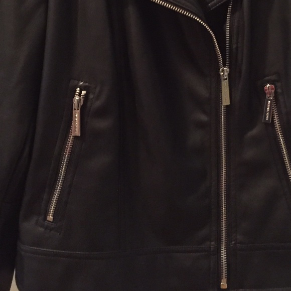 Coat - Picture 2 of 2