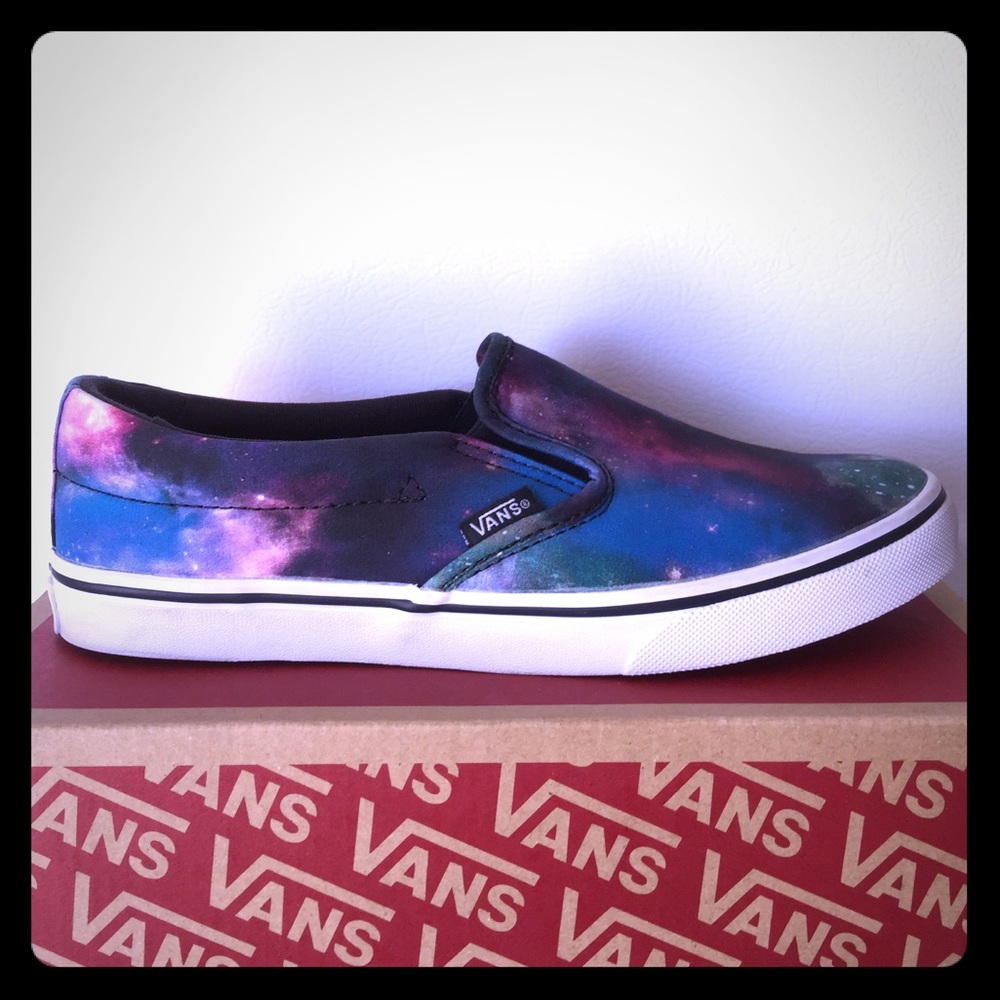 🚨1 DAY SALE🚨 👽Vans Asher Cosmic Print!!!