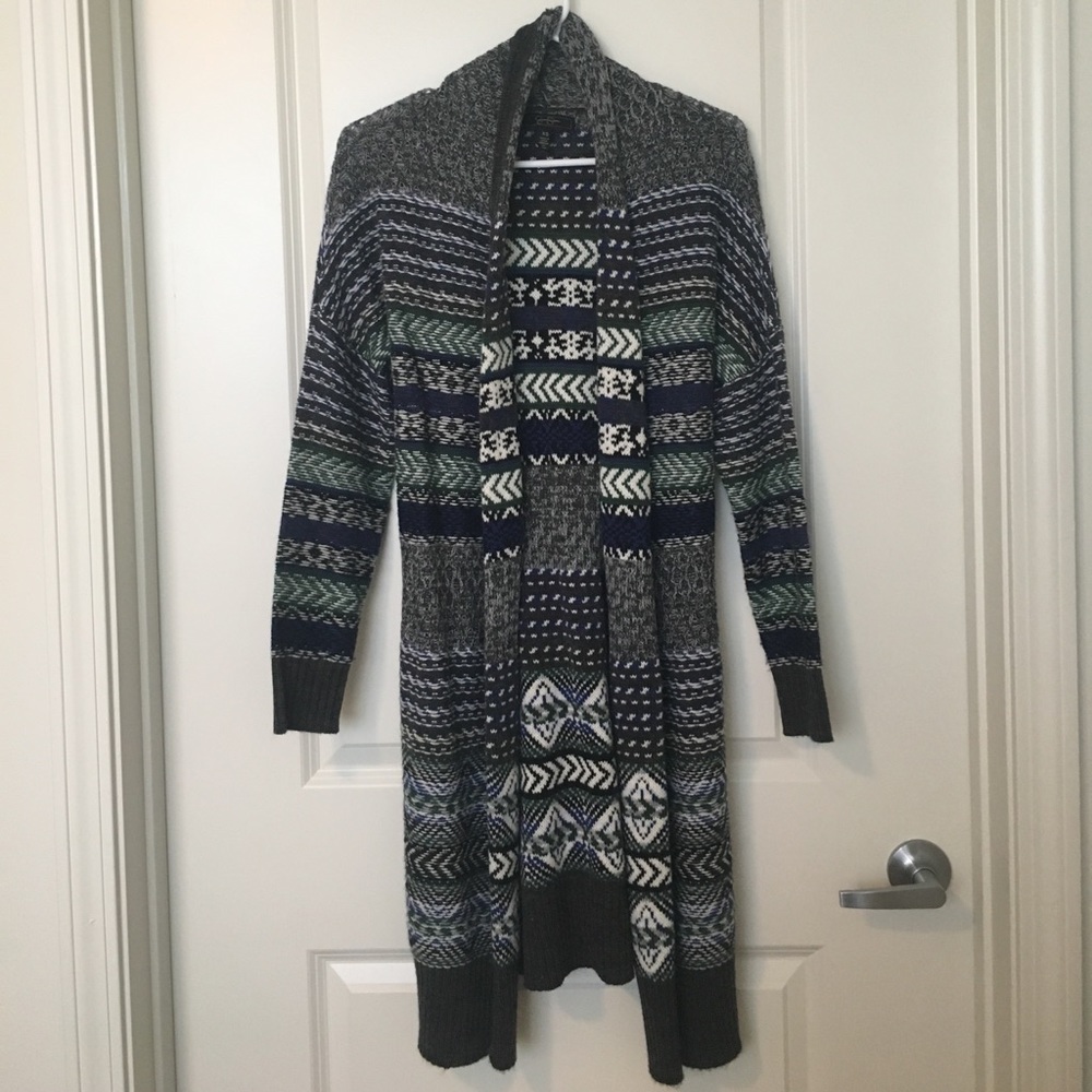 Jessica Simpson tribal sweater