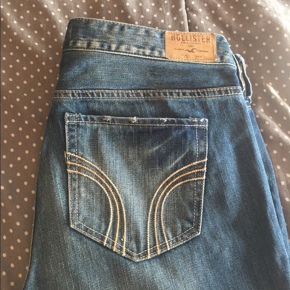 Hollister Boyfriend Jeans NWOT