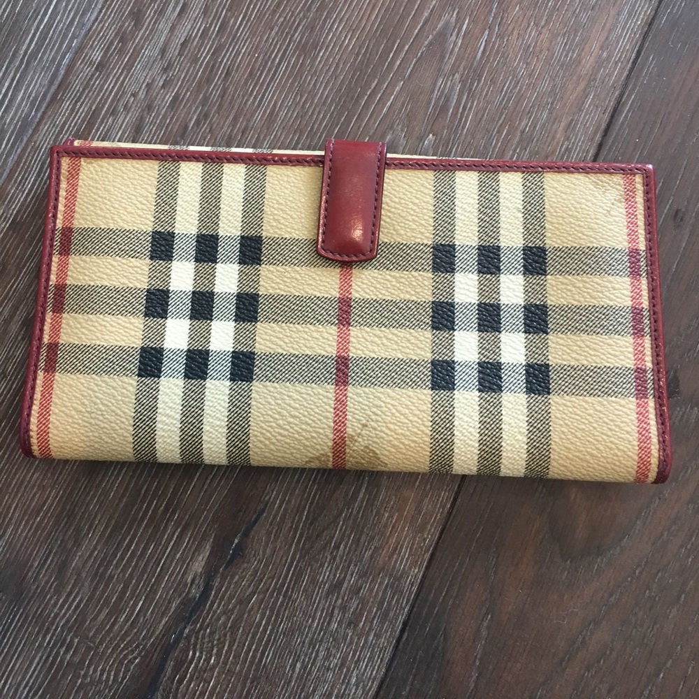 Burberry wallet