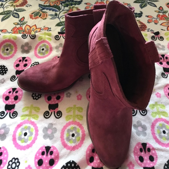 lucky brand burgundy booties