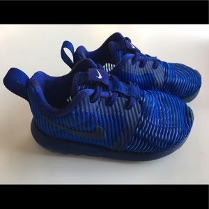 Toddler Boys Nike Roshe size 6C