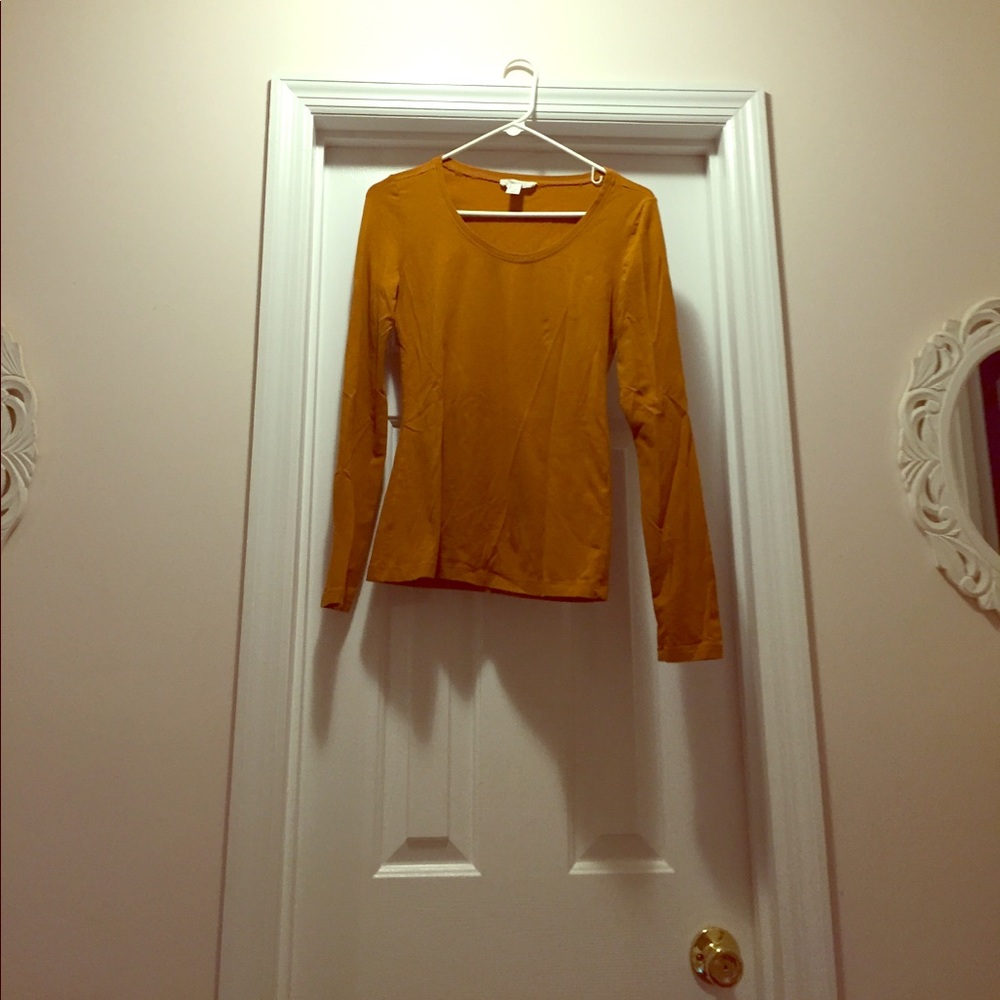 Long sleeve burnt orange T