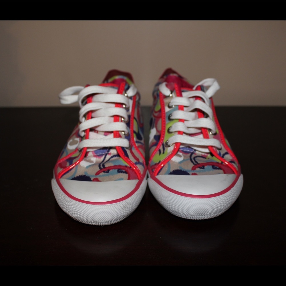 Coach Lice-Up Shoe