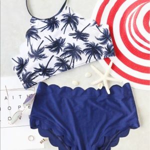 Scalloped Trim Palm Tree printed Bikini Set