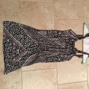 Xxs White House black market