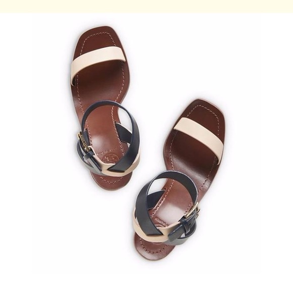 🎉SOLD🎉New Tory Burch Bleecker Strappy Sandals - Picture 4 of 8