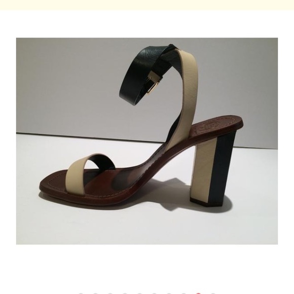 🎉SOLD🎉New Tory Burch Bleecker Strappy Sandals - Picture 8 of 8