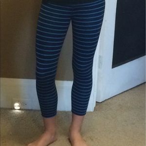 Leggings/capris athleta!