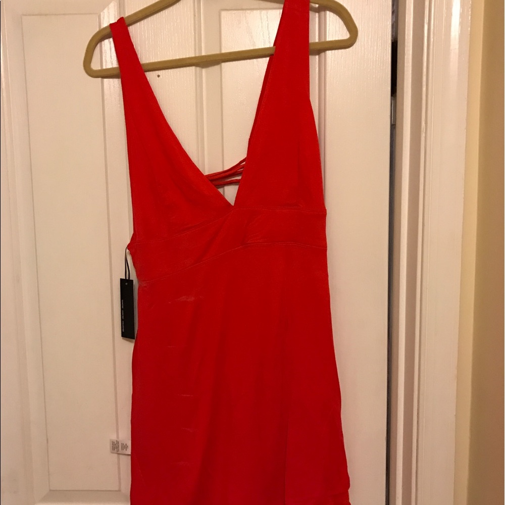 Red lace up dress - Picture 2 of 2