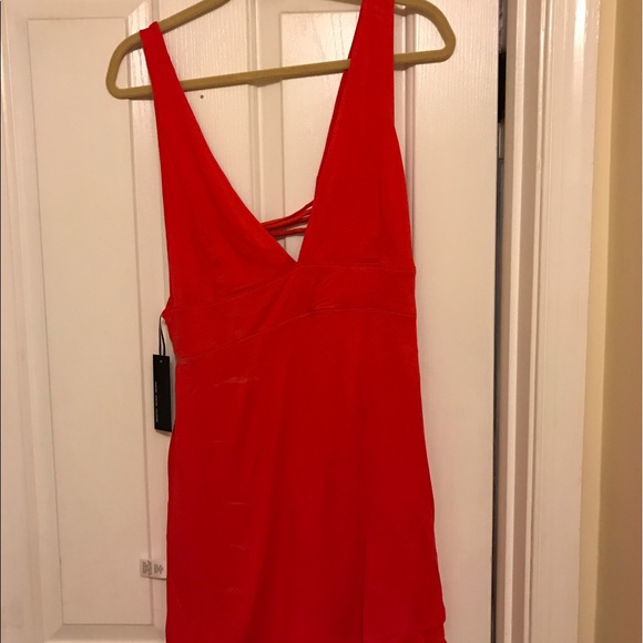 Red lace up dress - Picture 2 of 2