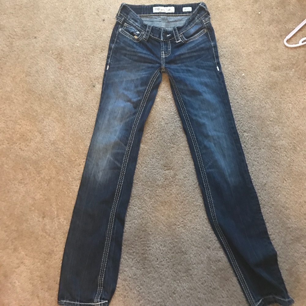 Buckle jeans