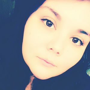 Meet your Posher, Britni