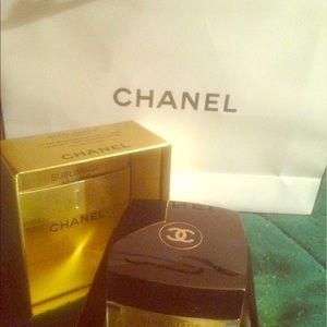 Chanel sublimage ultimate skin regeneration 1.7 oz