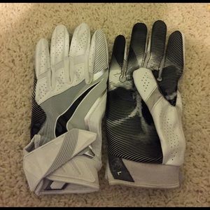 Nike football gloves