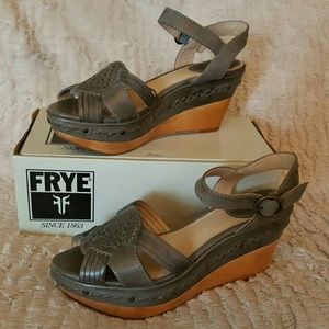 Frye Carlie Haurache wedge