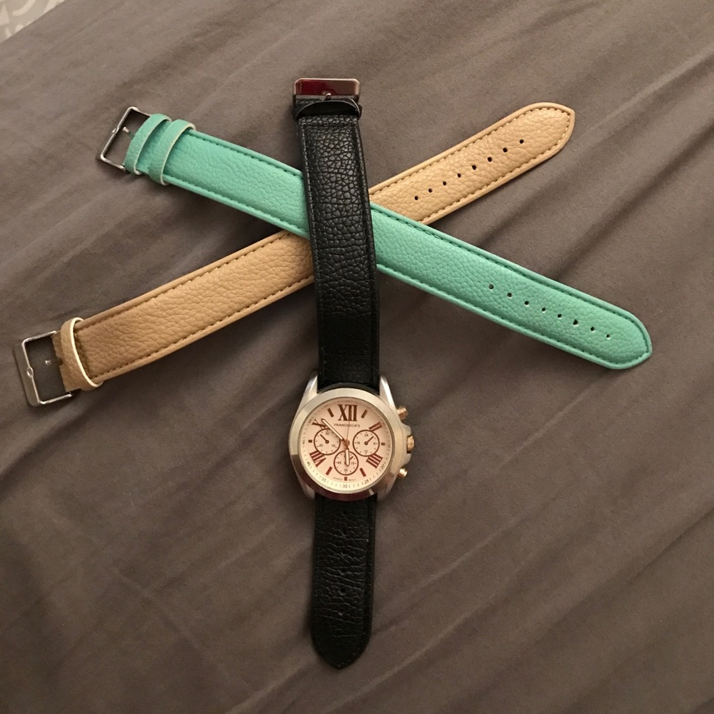 Watch w/ interchangeable wristbands