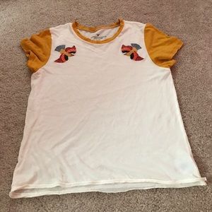 American Eagle embroidered tee