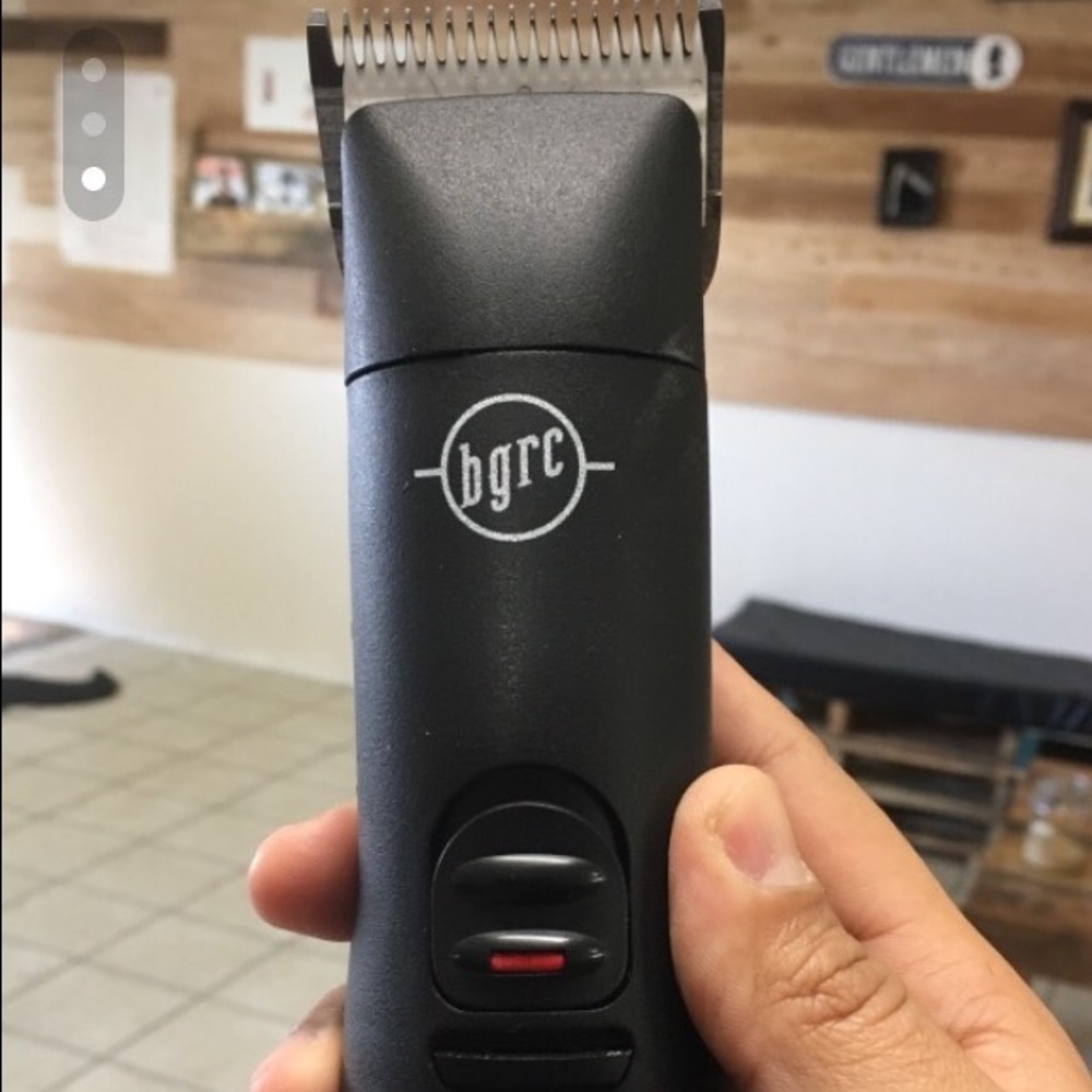 Andis BGRC professional barber clipper